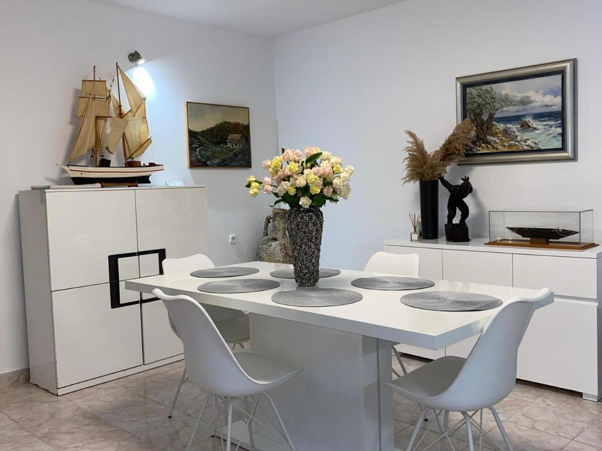 Beach Apartments Mika Lokva Rogoznica Dış mekan fotoğraf