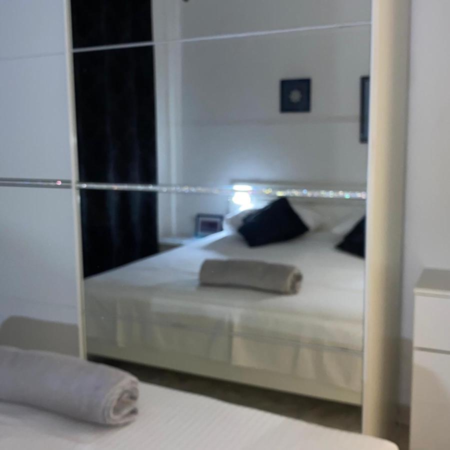 Beach Apartments Mika Lokva Rogoznica Dış mekan fotoğraf